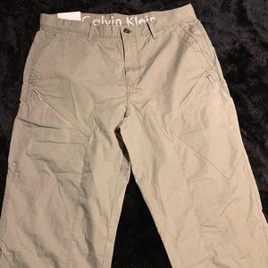 Men’s size 34 Cargo Shorts